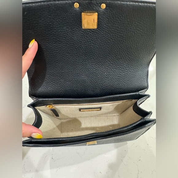 TORY BURCH HAND BAG - USED - Picture 4 of 4